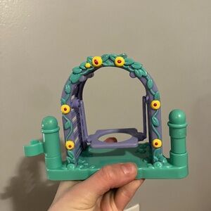 Fisher Price Little People Swing Trellis Fence Flowers Purple Arbor Park 2002